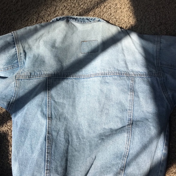 Levi’s Jacket - Picture 2 of 3